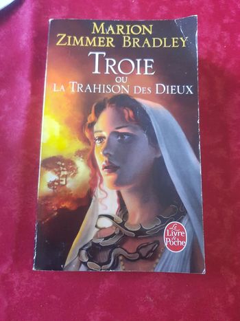 Troie livre de poche