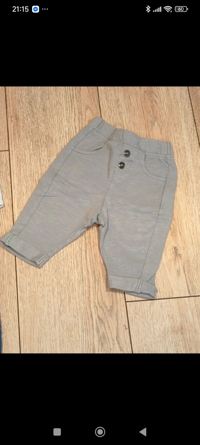Lot pantalons 6 mois - photo numéro 4