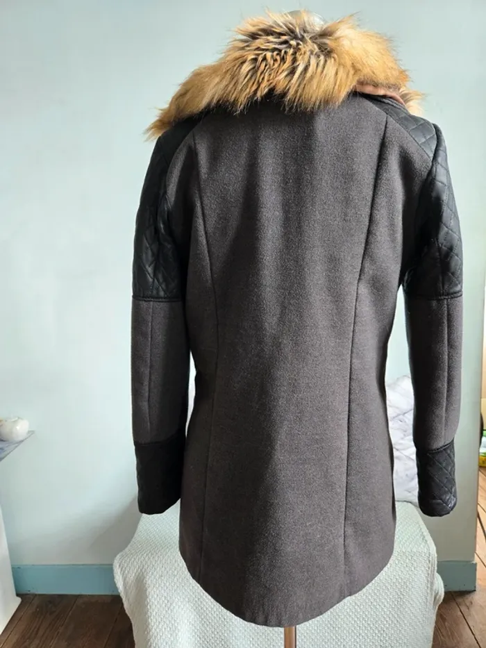 Manteau bi-matiere col amovible. - photo numéro 4