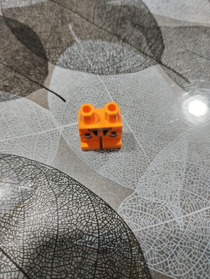 Jambe minifig lego - photo numéro 3