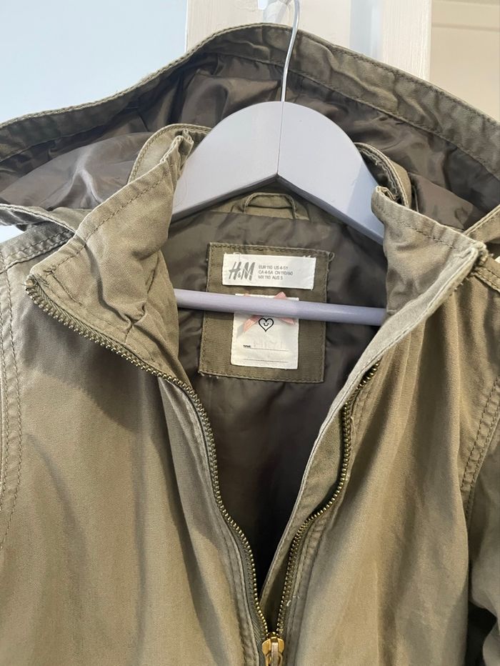 H&M - parka à capuche kaki  taille 4/5 ans - photo numéro 3