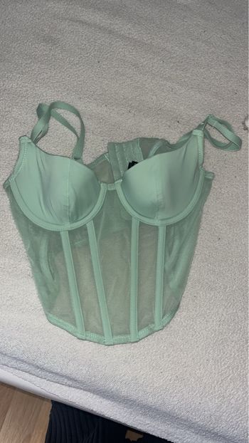 Petit haut undiz 70A