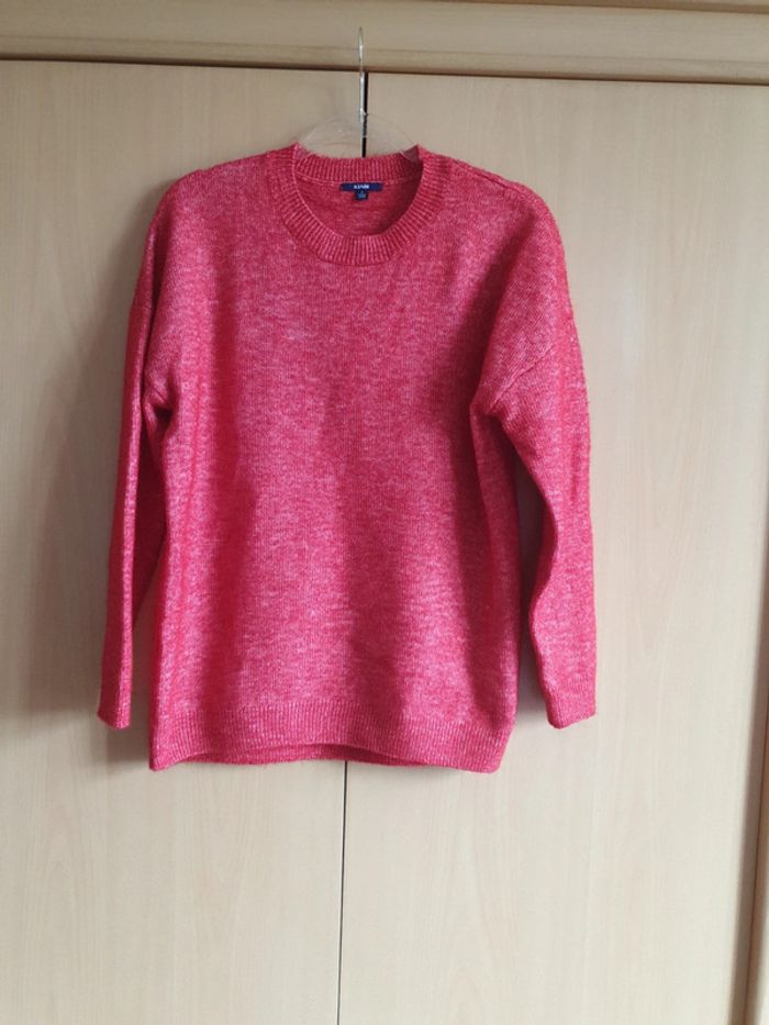 joli pull rouge S kiabi