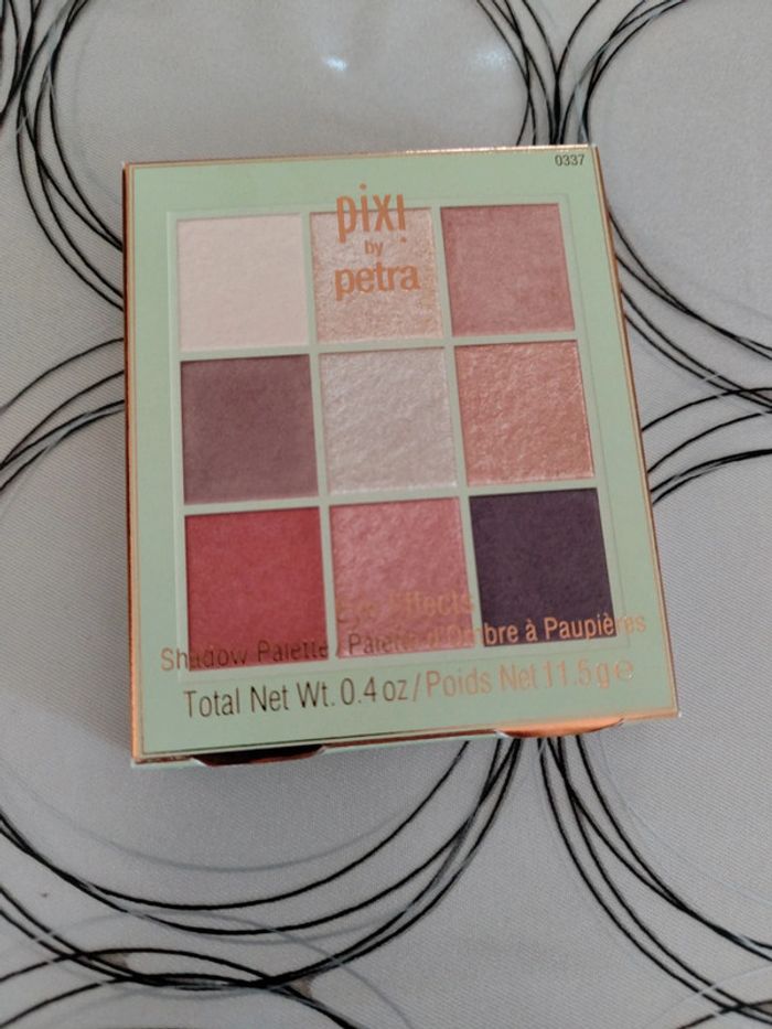 Palette maquillage Pixi complètement neuve - photo numéro 4