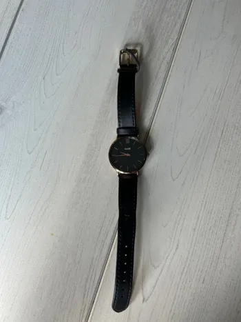 Montre cluse