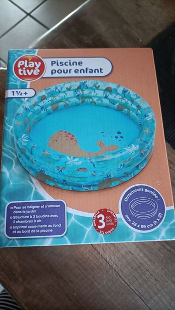 Piscine enfant neuve