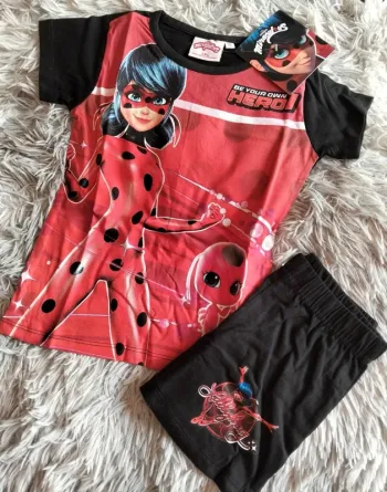 Ensemble ou pyjama miraculous 💐