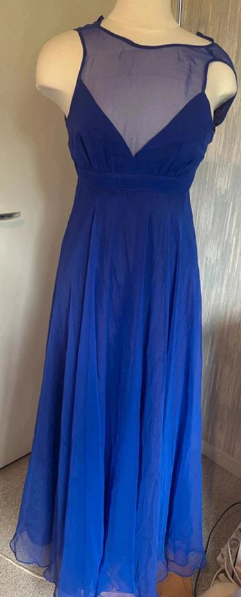 Magnifique robe de cérémonie longue taille 36 marque yvette