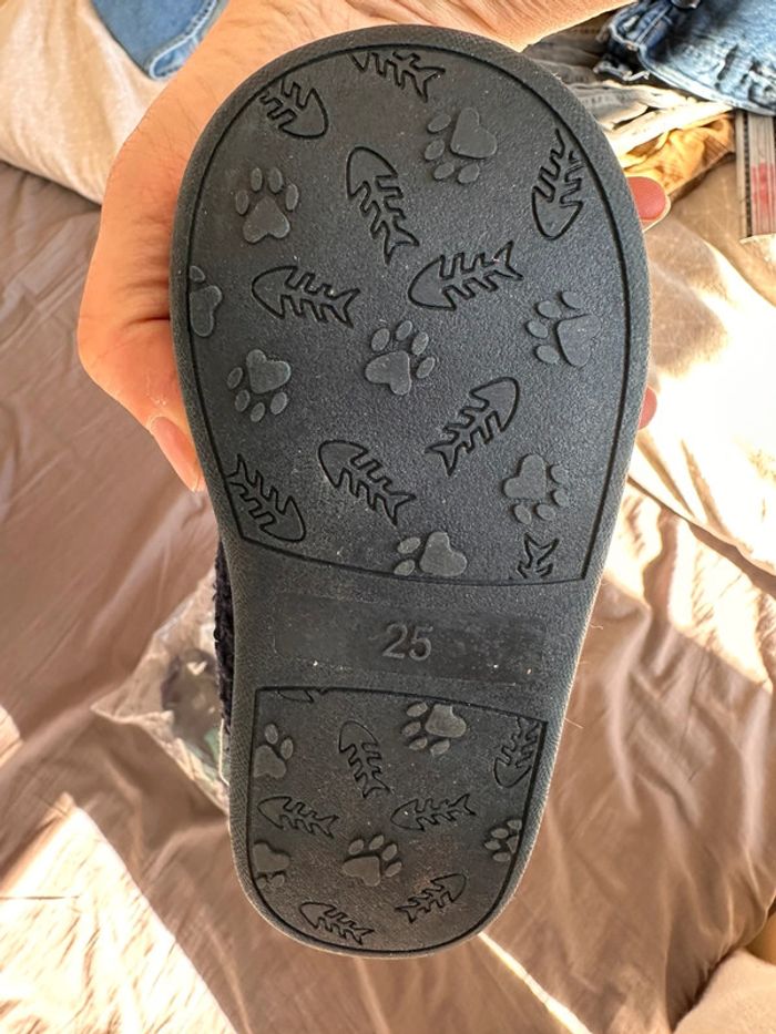 Pantoufles Gap neuves 25 - photo numéro 2