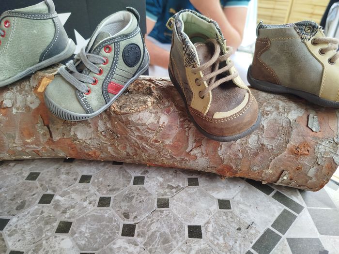 Lot de chaussures de bébé - photo numéro 8