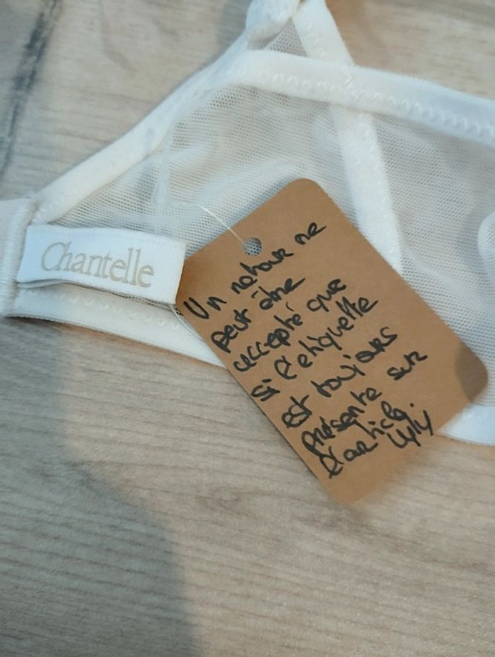 Soutien gorge crème Chantelle FR90B - photo numéro 7