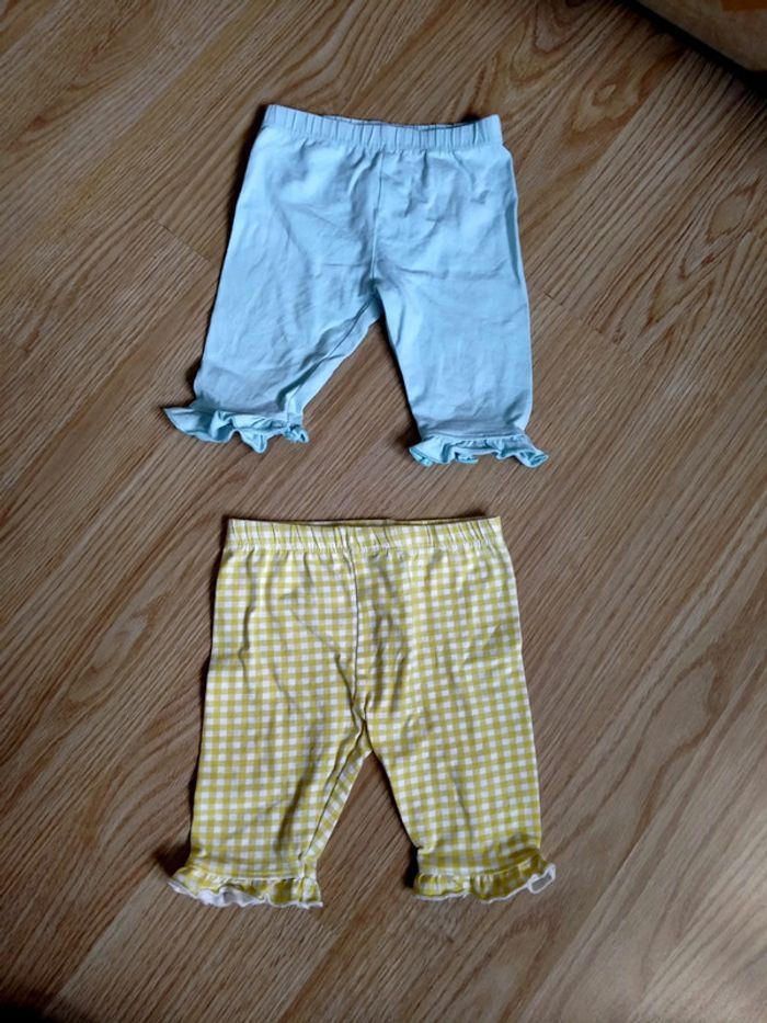 Lot de 2 pantacourt. Tex. Bébé 18 mois