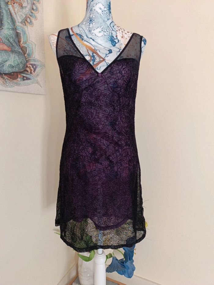 Nuisette rougegorge t 40 noire et violette