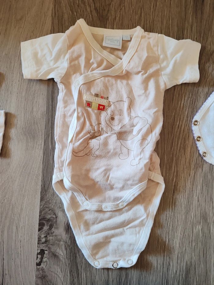 Lot de 4 bodies divers - taille 1M - photo numéro 2