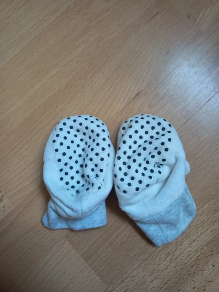 Chaussons bébé 3 mois - photo numéro 2