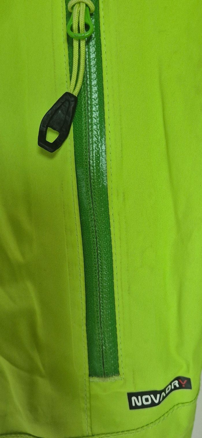 Coupe vent multi-usages multipoches vert flashy 8 ans - photo numéro 2