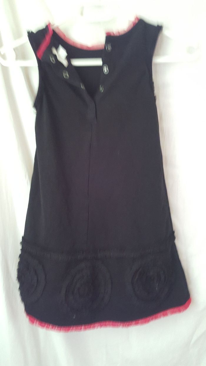 Superbe robe evasée sur bas - photo numéro 4