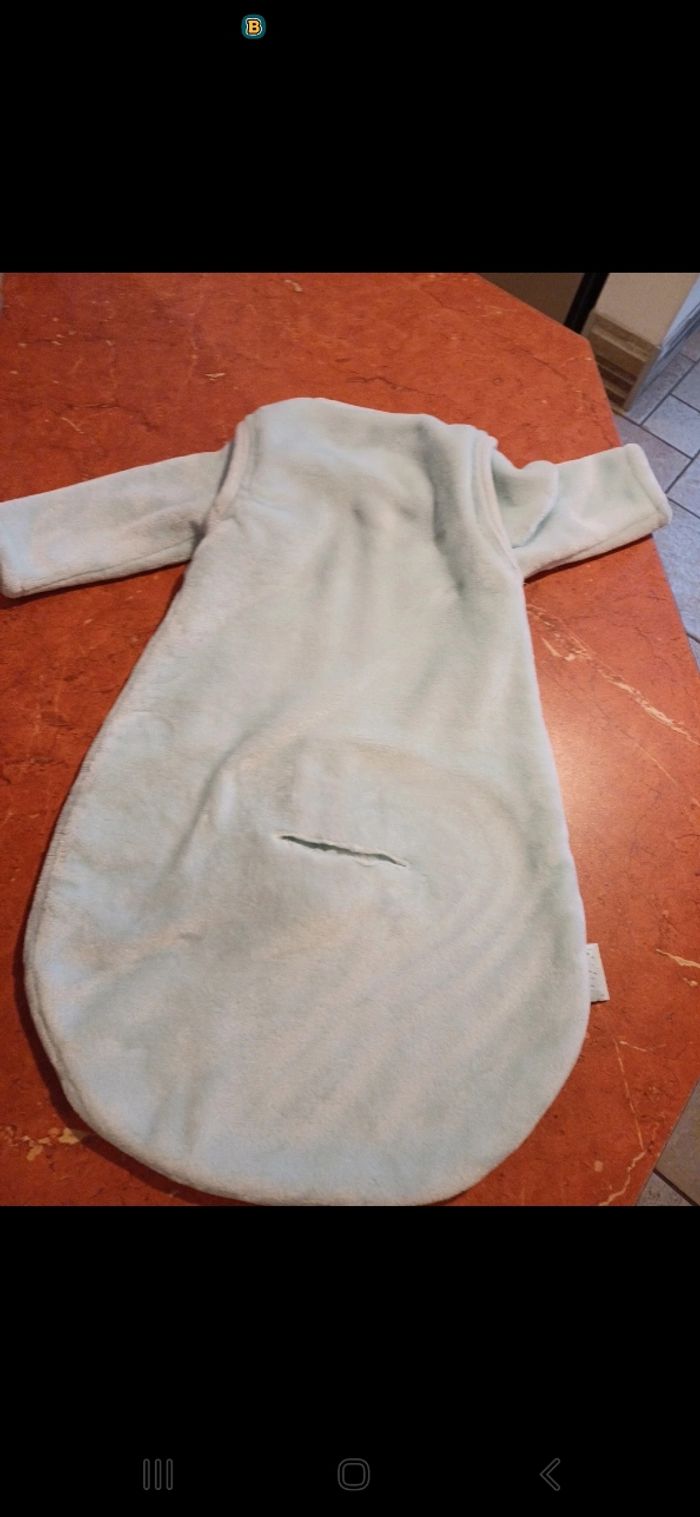 Gilet bébé taille 0 / 3 mois - photo numéro 5