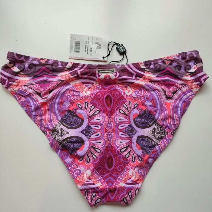 Bas de maillot de bain lilas-violet pour femme de taille 44-46, Red Point - photo numéro 2