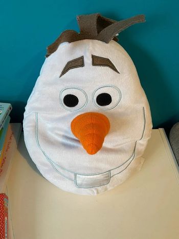 Coussin olaf la reine des neige