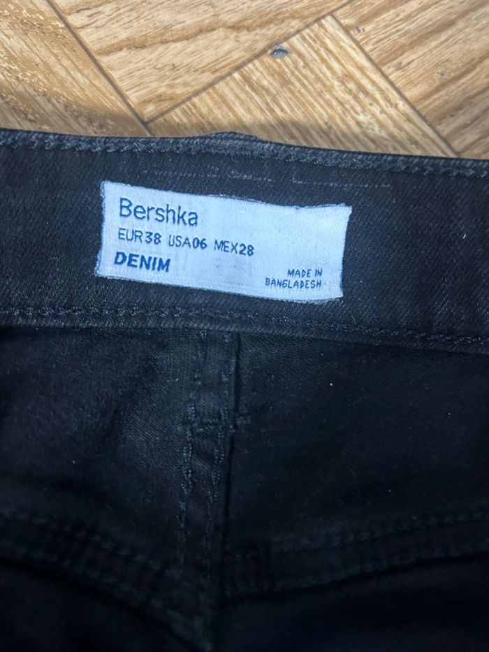 Jean Skinny Bershka Noir Déchiré - photo numéro 7