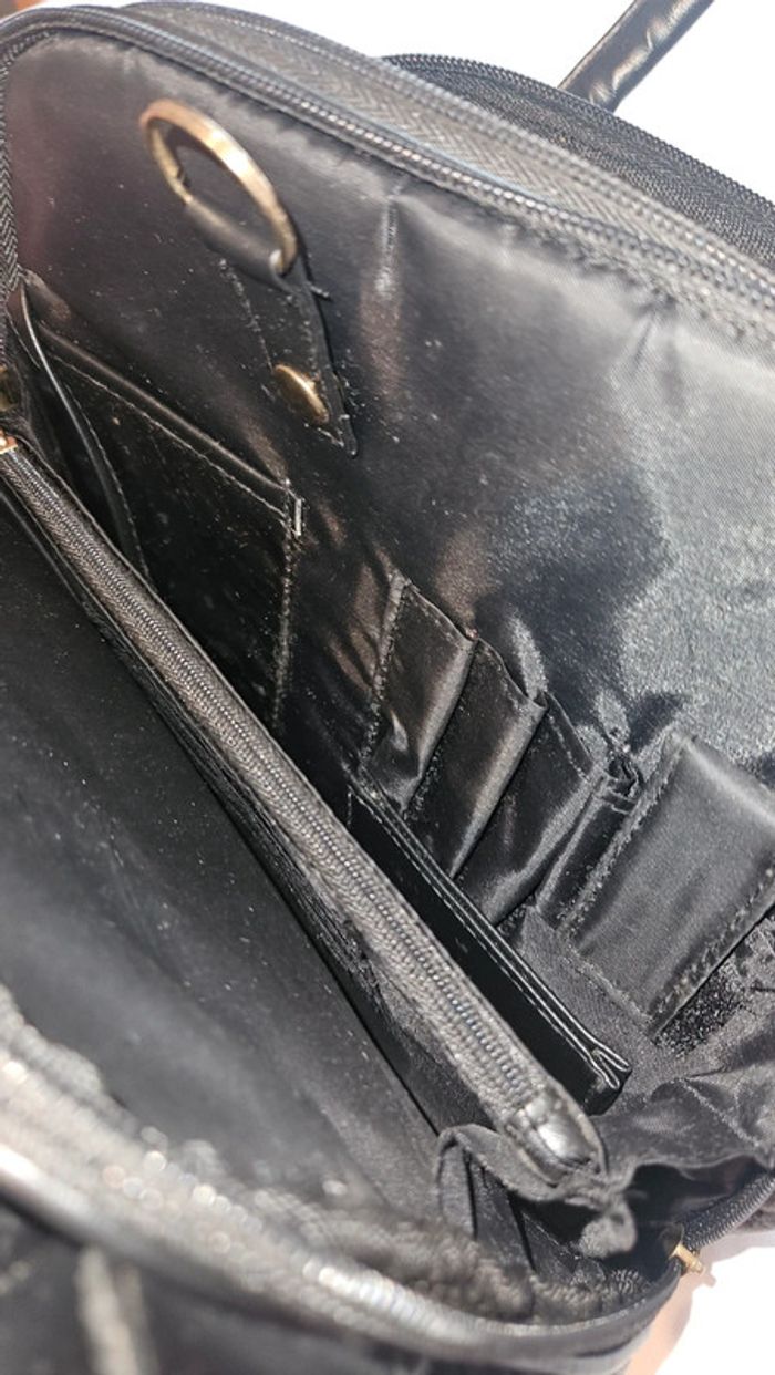 Sac à main noir cuir agneau- multipoches compact et pratique - photo numéro 4
