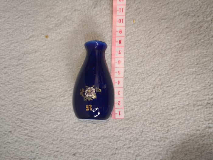 Mini vase