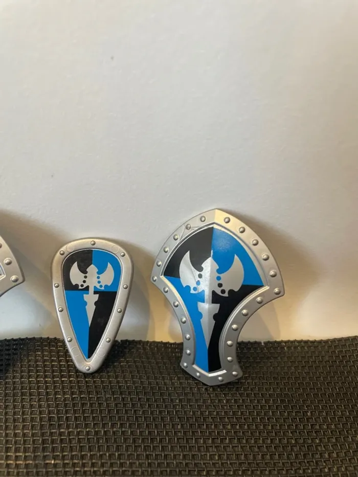 Playmobil lot 3 boucliers chevalier 5240 5978 château moyen âge forteresse pièces détachées - photo numéro 3