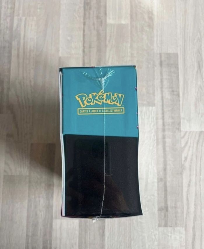 Pokemon ETB Heros Transcendants - photo numéro 3