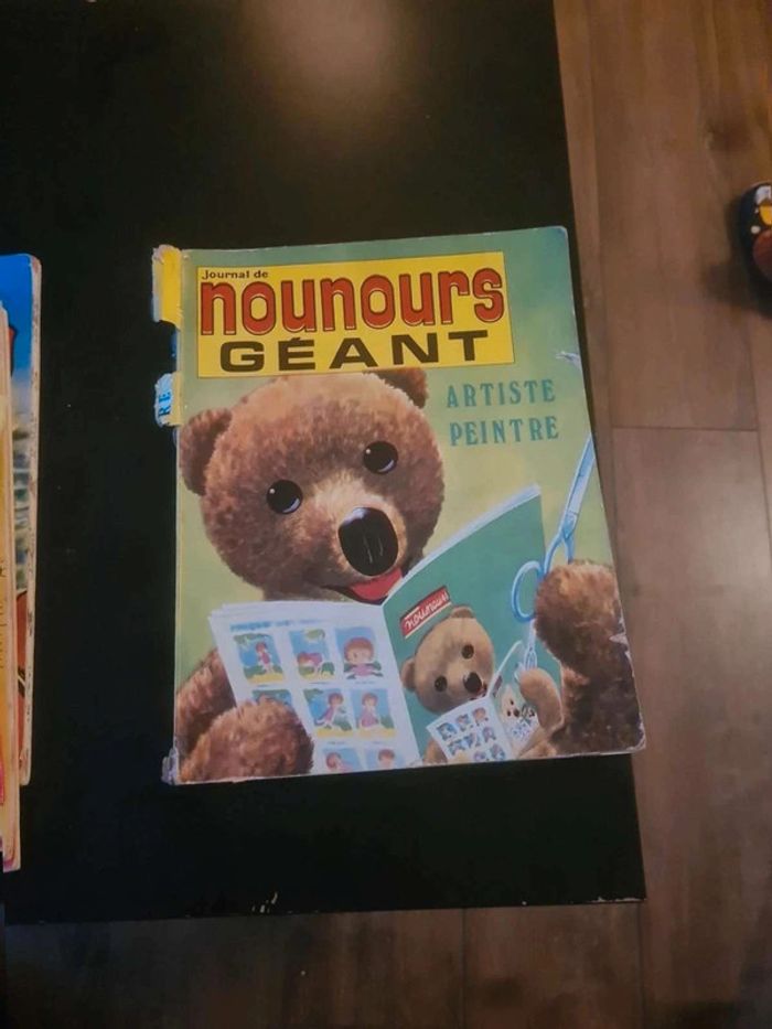 Album de coloriage nounours 1977