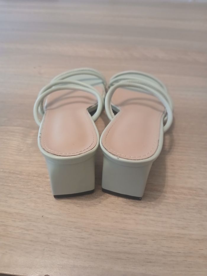 Chaussure femme - photo numéro 4