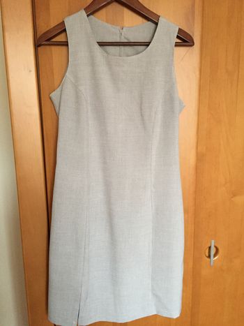 robe grise Taille 38