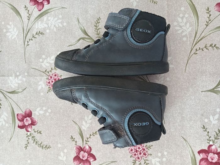Basket sneaker bottines montante
 geox
 garçon
Pointure 23 - photo numéro 3