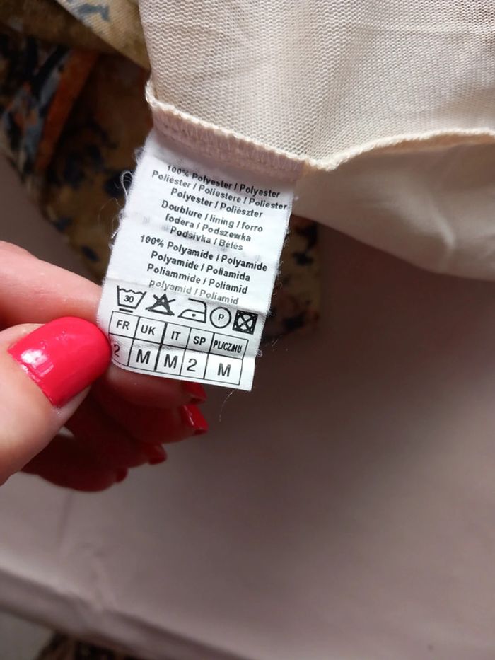 Blouse manches longues a motif femme taille 38 - photo numéro 5