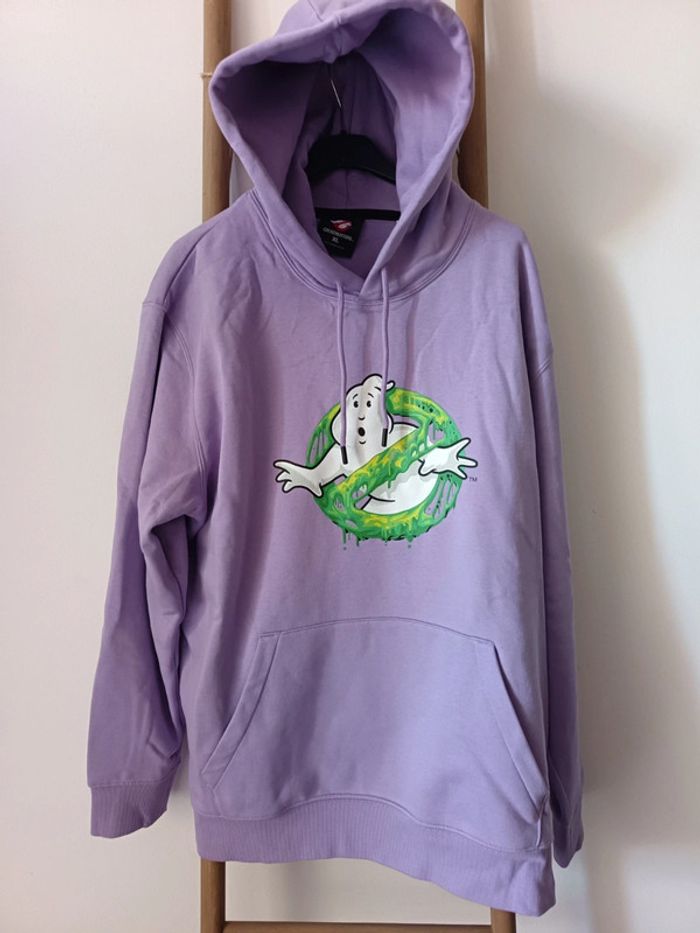 Sweat violet ghostbuster