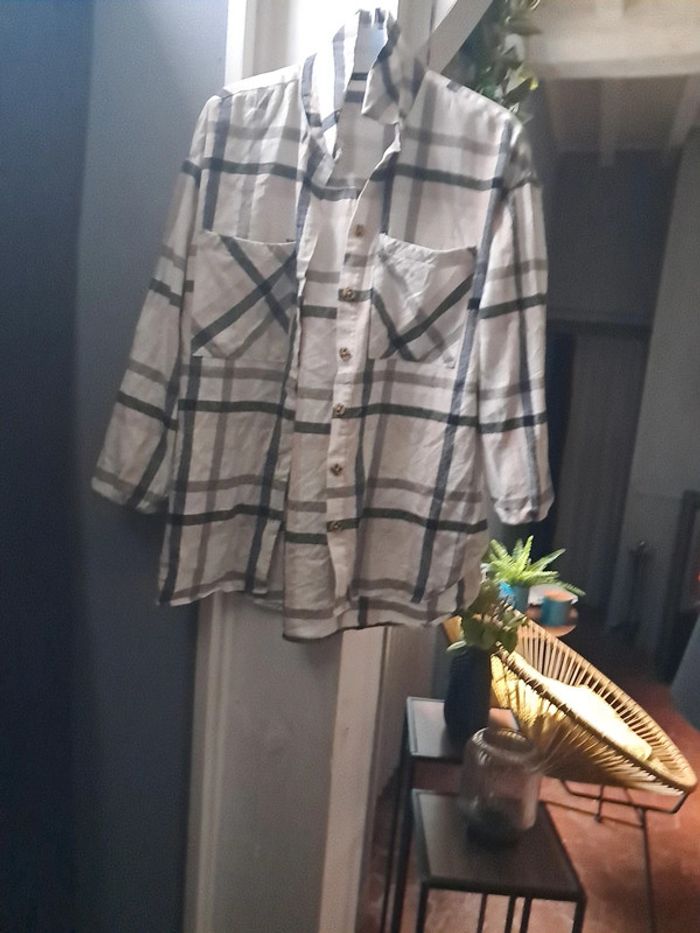 Chemise Kiabi taille s - photo numéro 3
