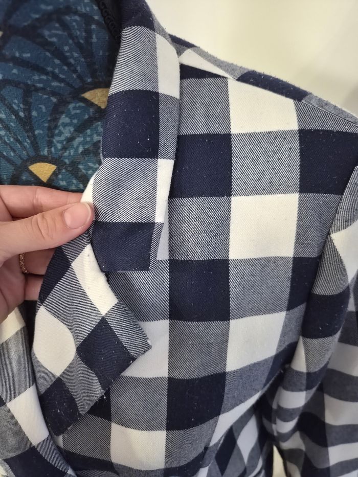 Veste mi-longues blanche à carreaux bleu, Lefties, taille M. - photo numéro 5