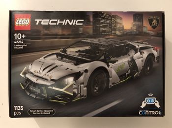 LEGO-Technic Lamborghini Revuelto _Voiture Télécommandée. 42214