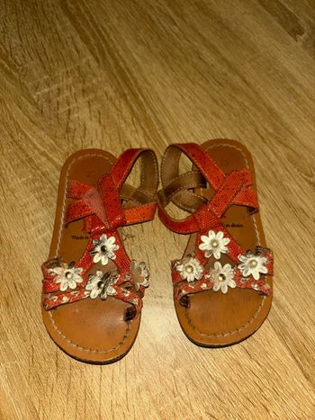 Chaussures été sandales taille 25 marque du pareil au même