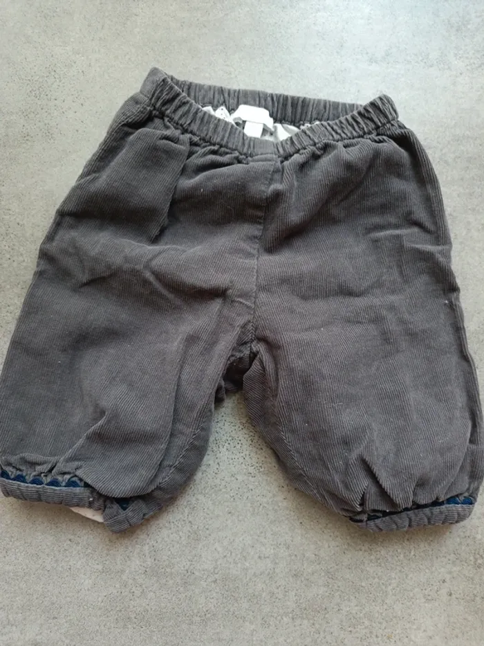 Pantalon velours gris intérieur fleurs roses Jacadi Paris 3 mois