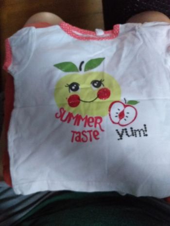 T-shirt taille 74cm c&a