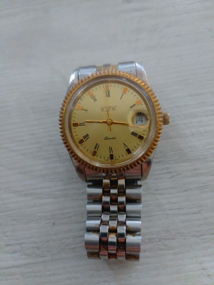 Montre quartz CDC