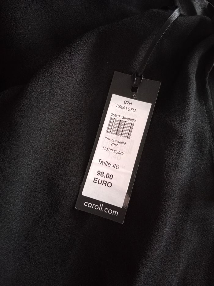 Robe noire - photo numéro 7