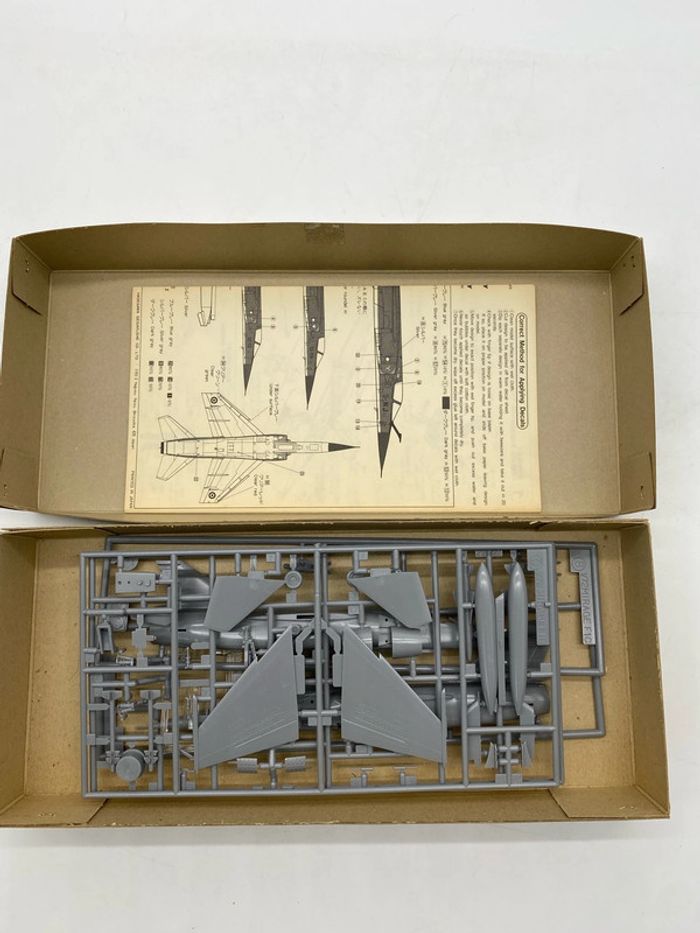 Maquette Hasegawa Mirage F.1C French air force - photo numéro 2