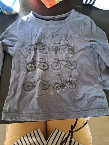 Tee-shirt kiabi 4 ans