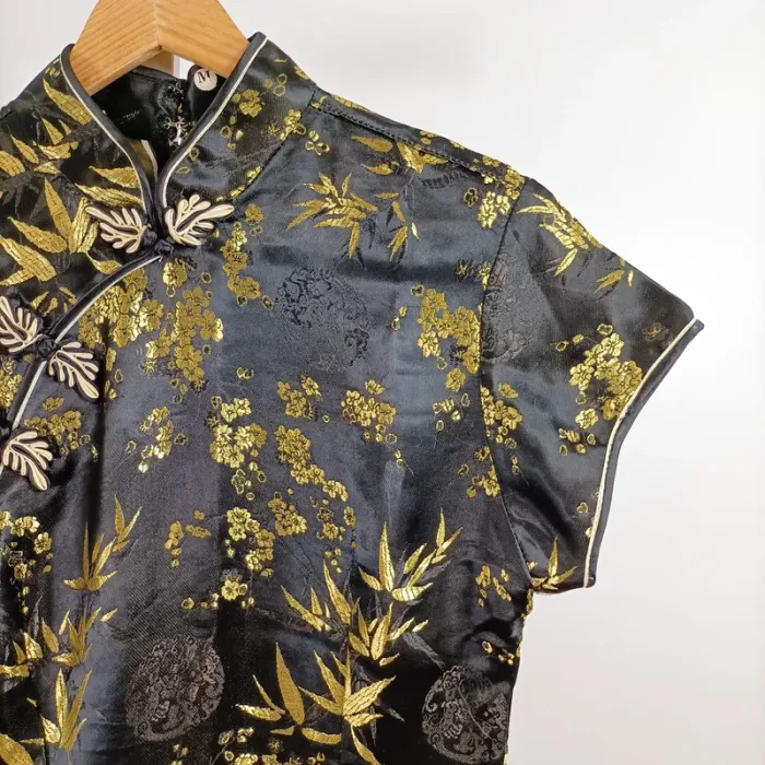 Robe chinoise noire dorée satinée col mao broderies florales taille M fendue A1349 - photo numéro 7