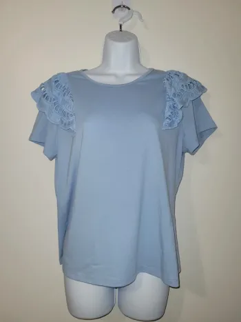 Tee shirt dentelles