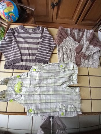 Lot vêtements 23 mois