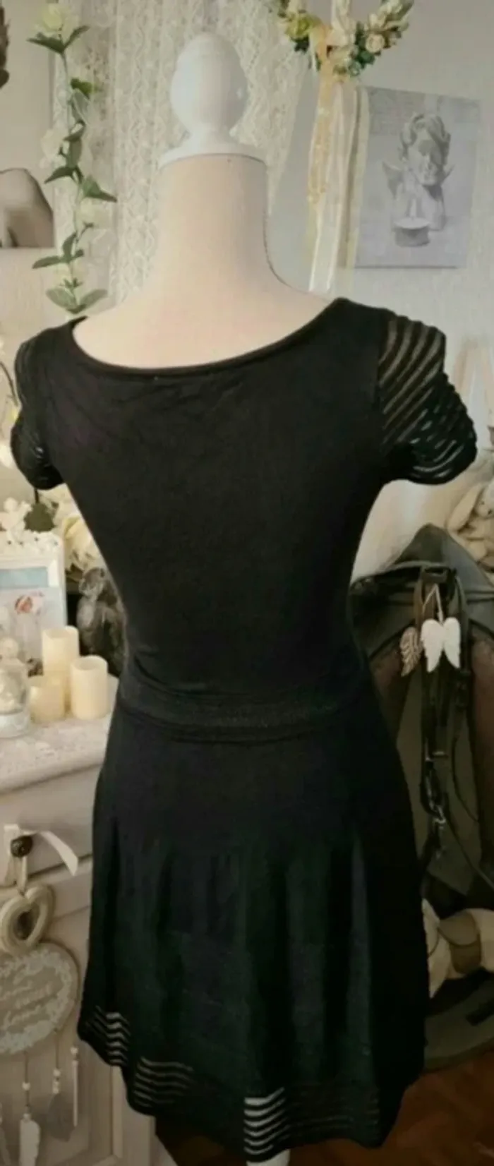 La petite robe noire élégante Promod Taille S - photo numéro 3