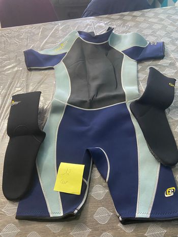 Combinaison de voile 12 ans avec chausson